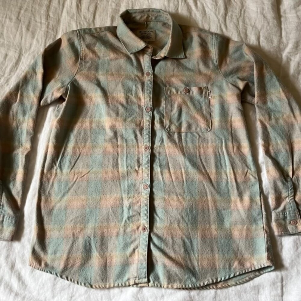 Burton Women's Flannel Button Down Plaid Pattern Pastel Light Color Shirt Small